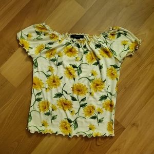 Flower half belly top